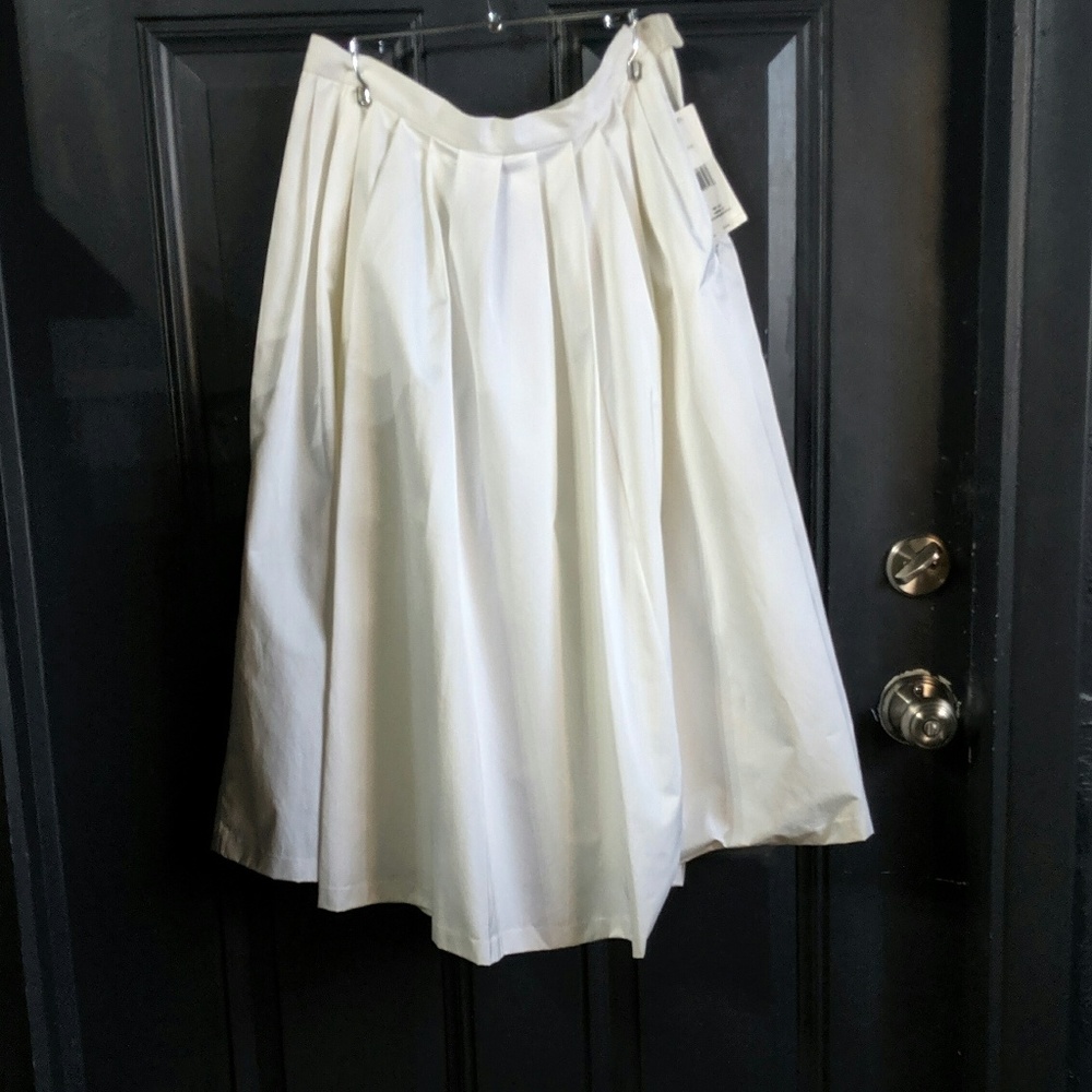 Lafayette 148